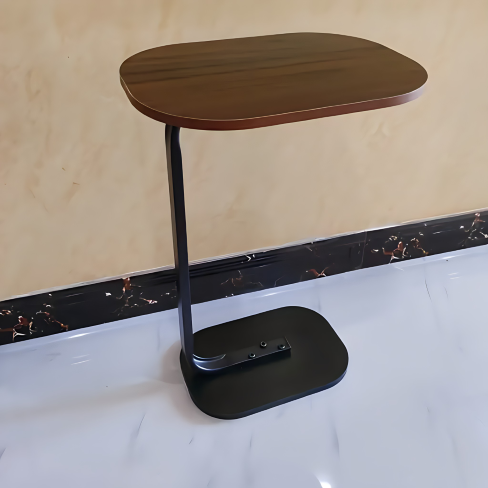 Praktičan bočni stoćić za dnevnu i spavaću sobu